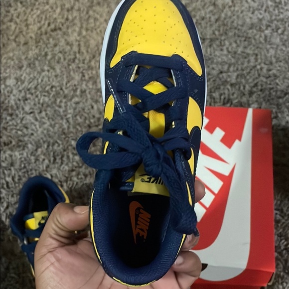 Nike Yellow and Blue Dunk Sneakers Low-Top Leather - Picture 2 of 3